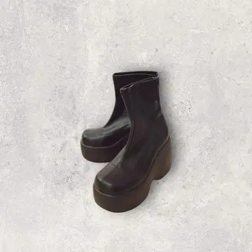 통굽 숏부츠 블랙 웨지솔 스퀘어토 모드 한국 스타일