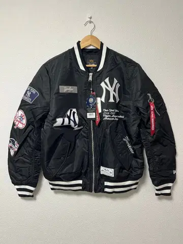 MLB NewYork Yankees BomberJacket black L