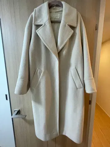 LILLIAN CARAT 롱 코트 아이보리