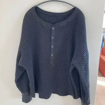 다크 그레이 와플 짜임 7부 소매 티셔츠