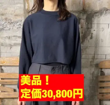 HYKE CREW NECK PONCHO SWEATER