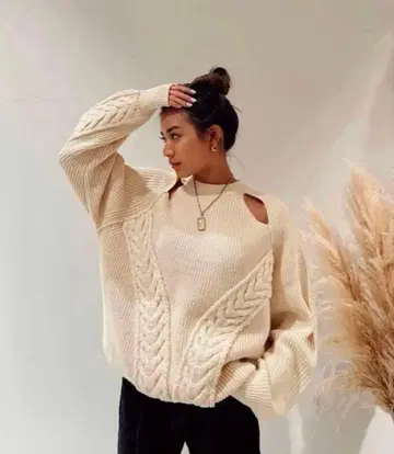 새상품! ALEXIA STAM 컷 아웃 케이블 니트