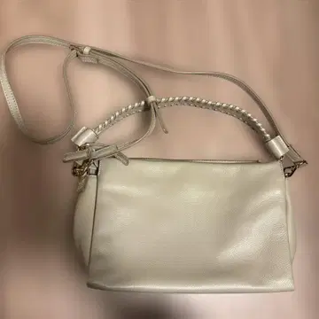 라이트 그레이 뜨개질 핸들 숄더백