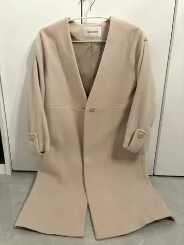 새상품급 베이지 롱 코트 내추럴 뷰티 베이직