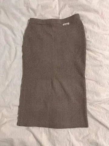 극장 프로 니트 스커트