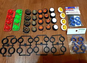 [ 미니 사륜구동 ] 타이어 휠 묶음 판매