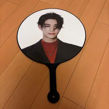 ENHYPEN WALK THE LINE 니키 부채