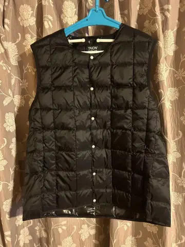 TAION 블랙 퀼팅 베스트 L 사이즈