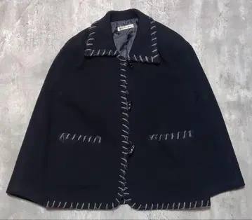 [ SALE ] 디자인 코트 블랭킷 스티치 모드 짧은 기장 개성있는