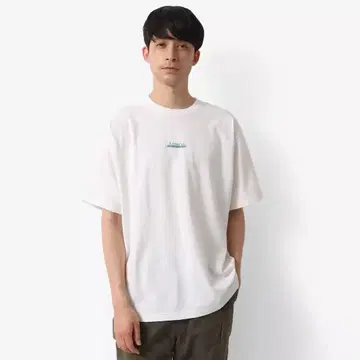 atmos 로고 티셔츠 'DFTM' 화이트