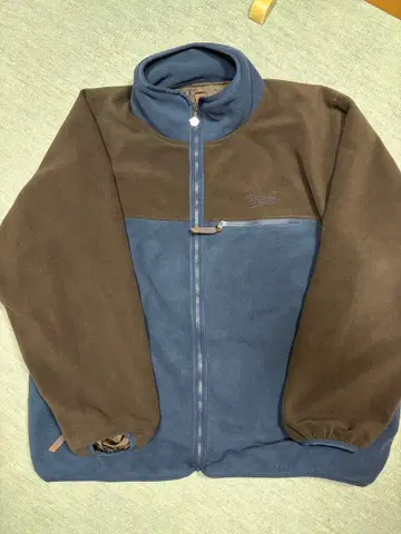 KEBOZ 플리스 자켓 브라운/네이비