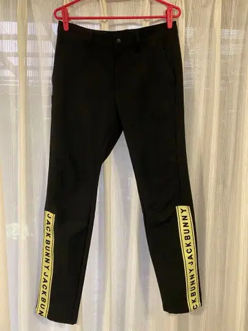 JACK BUNNY 블랙 팬츠 슬림 핏