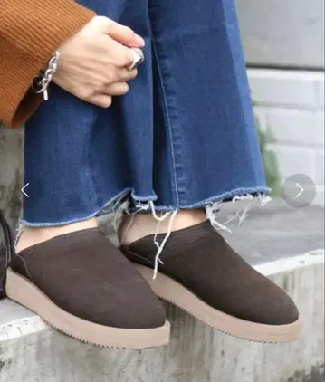 두지엠 클라세 [ SUICOKE/스이콕 ] 무스탕 sabots