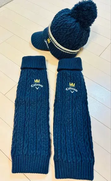 Callaway 니트 캡과 암 워머 세트 네이비