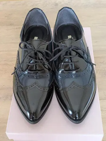 DIANA 블랙 레이스업 슈즈 23.5