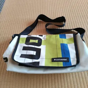 CONVERSE 그래픽 숄더백