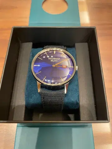 [미사용 새상품] WATCHMAKERS MILANO 블루