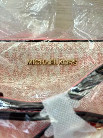 MICHAEL KORS JET SET ITEM 숄더백 미사용