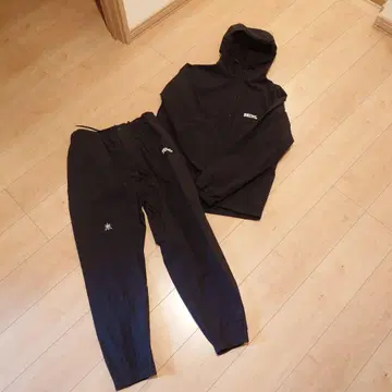 백 채널 나일론 셋업