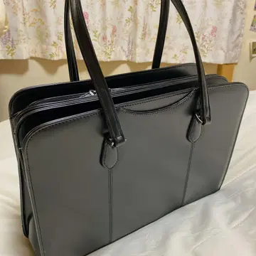 취업활동 입학식 비즈니스 백 vivi 콜라보