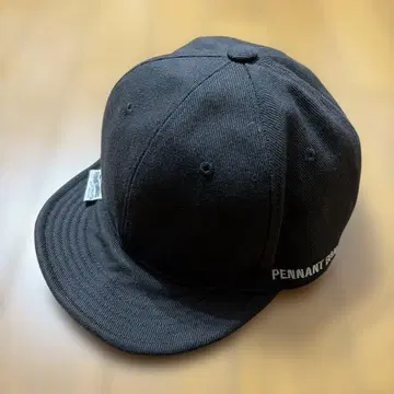 PENNANT BANNERS 숏 브림 캡