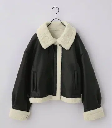 2WAY 숏 무스탕 자켓 블랙 x 아이보리