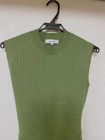 마이 스트라다 리브 니트 슬리브리스 원피스 그린