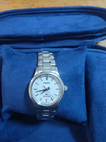 그랜드 세이코 실버 시계 케이스 포함