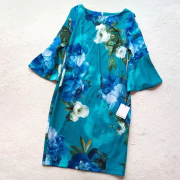 택 포함 캘빈클라인 꽃무늬 플레어 슬리브 원피스 XL