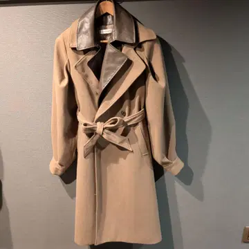 SPIRAL GIRL 베이지 더블 컬러 체스터 코트