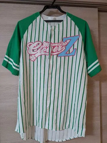 모모쿠로 세이부 돔 유니폼