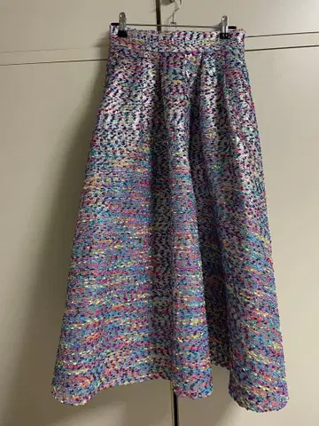 VanNzilL 멀티 컬러 반짝이는 플레어 스커트