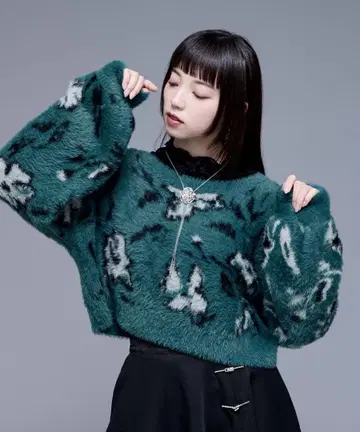 Ellno de Mavie 페더 플라워 샤기 니트