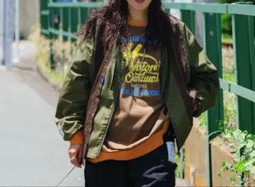 니코앤드 [be with M] 미사요 밀리 리메이크 자켓 카키