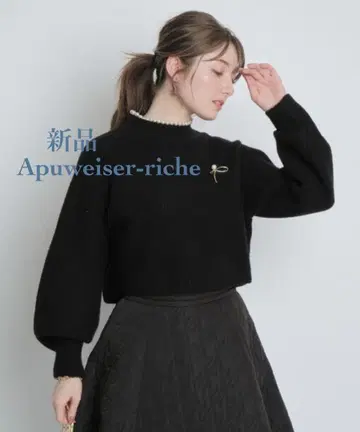 [ 새상품 택 포함 ] 아푸와이저 리셰*펄 넥 크롭 니트
