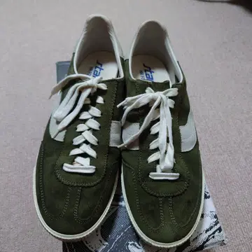 STARTAS 스타타스 레어 스니커즈