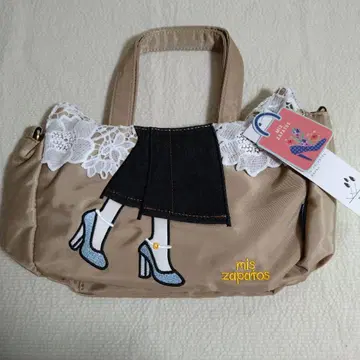 미스 사파토 레이스 포함 숄더백 (베이지 계열)