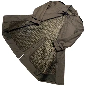 BLUE FLAG 퀼팅 롱 코트 그레이