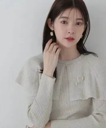 [ 새상품급 ] 프로포션 바디 드레싱 케이프 니트