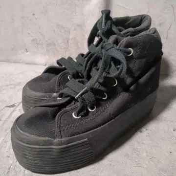 [ NO NAME ] 노네임 (36) 통굽 블랙 하이컷 스니커즈