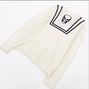 루시앙페라피네 세일러 카라 다마시에 스컬 캐시미어 크루넥 니트