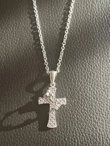 실버 크로스형 펜던트 목걸이