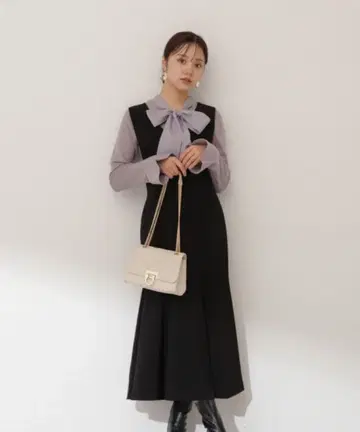 [ 새상품급 ] 프로포션 바디 드레싱*V 개더 머메이드 점프 스커트