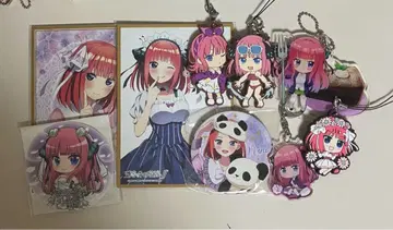 5등분의 신부 니노 키링 캔뱃지 색지 가챠가챠