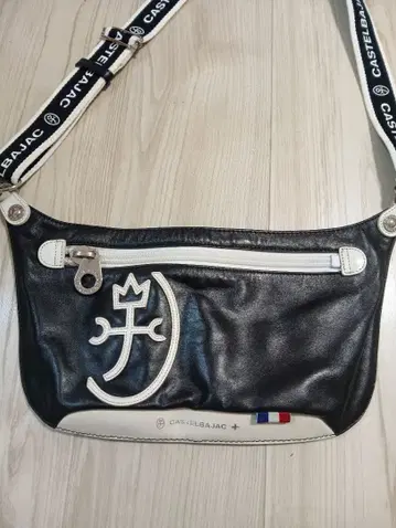 CASTELBAJAC 블랙 숄더백