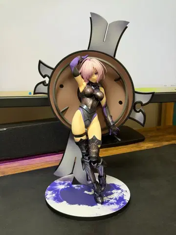 스트롱거 씰더 마슈 키리에라이트 피규어