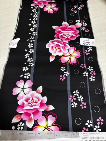 꽃 무늬 유카타 옷감