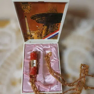 레드 계열 장식 시계 내장형 목걸이 ESPRIT.DE.PARIS