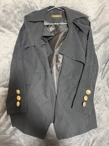 d.i.a. 얇은 소재 코트