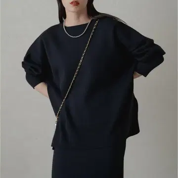 Loungedress 맨투맨 라이크 니트 블랙